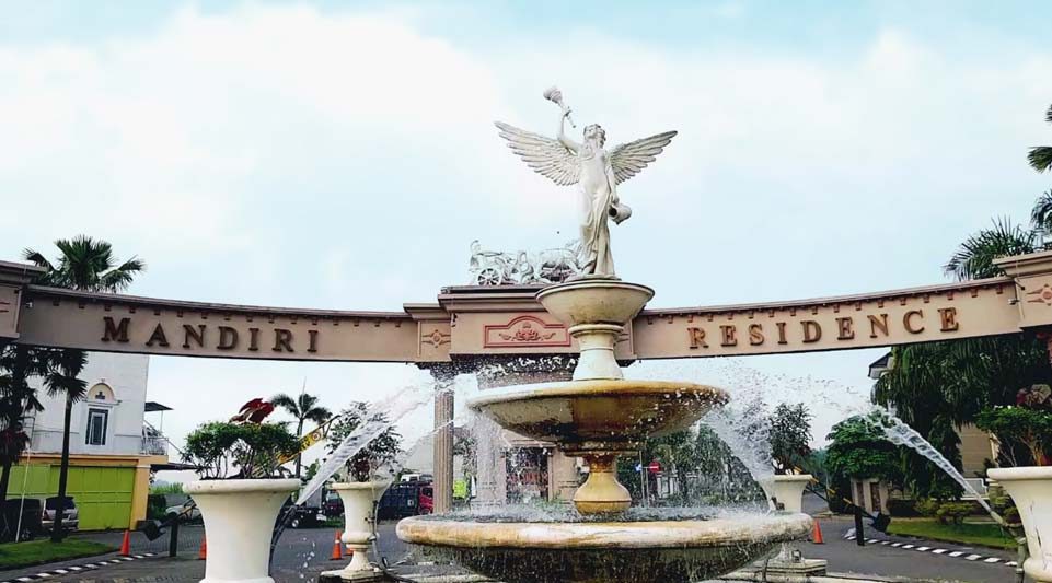 Gate Utama
